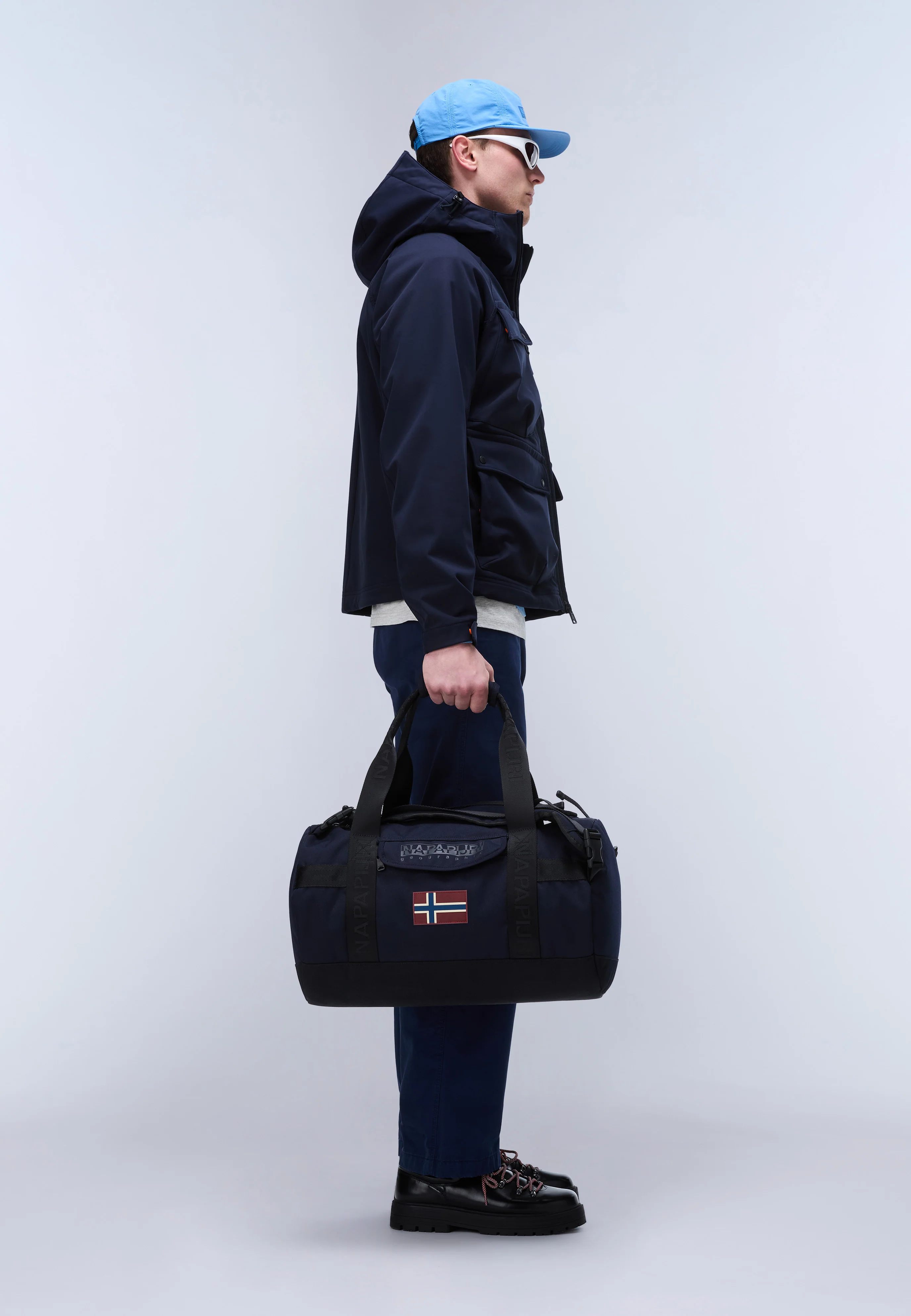 Bering Travel Duffle Bag - 24.5 Lt - Image 3