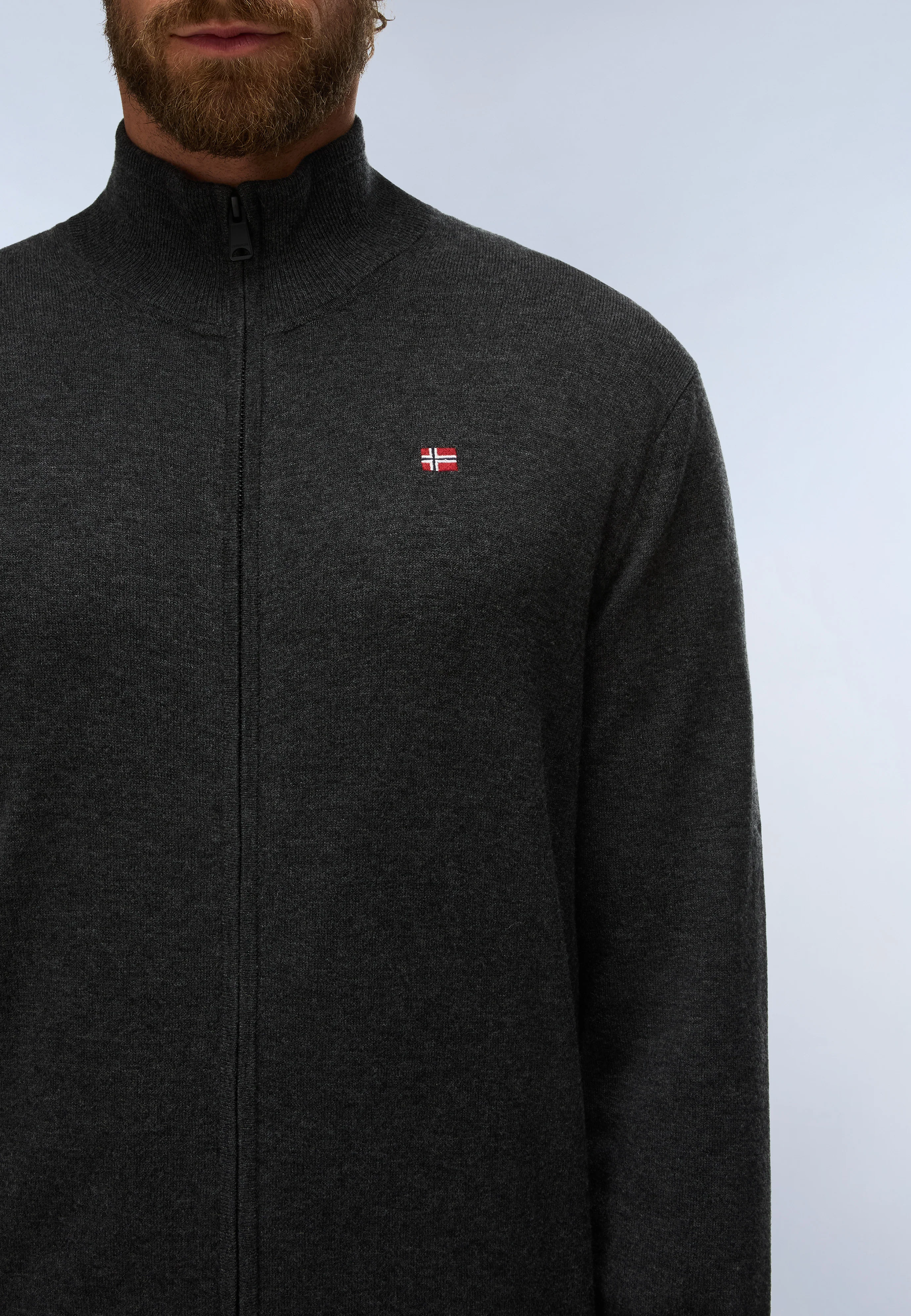 Damavand Full-Zip Jumper - Image 4