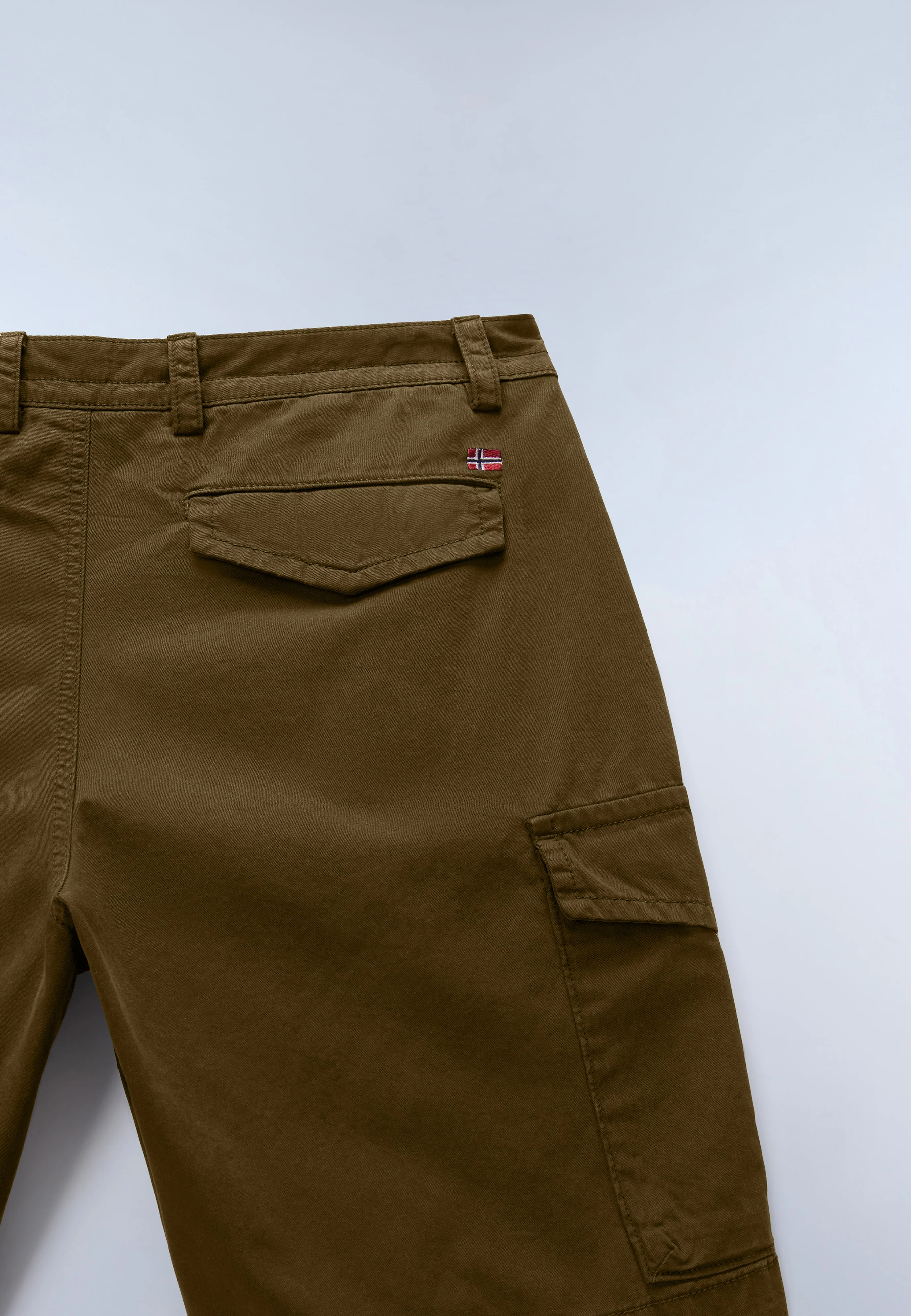 Deline Bermuda Shorts - Image 7