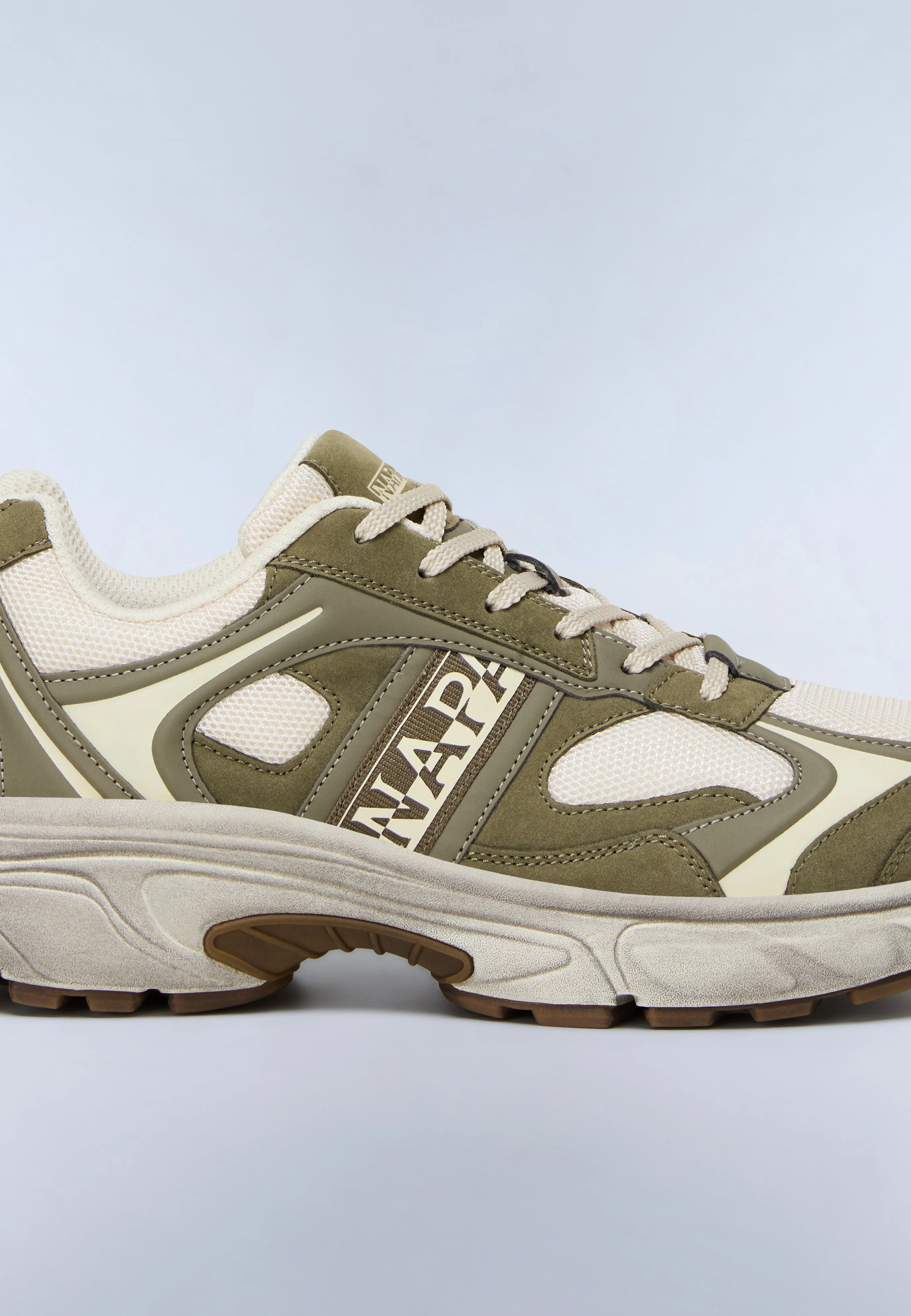 Trainers Delta - Image 8