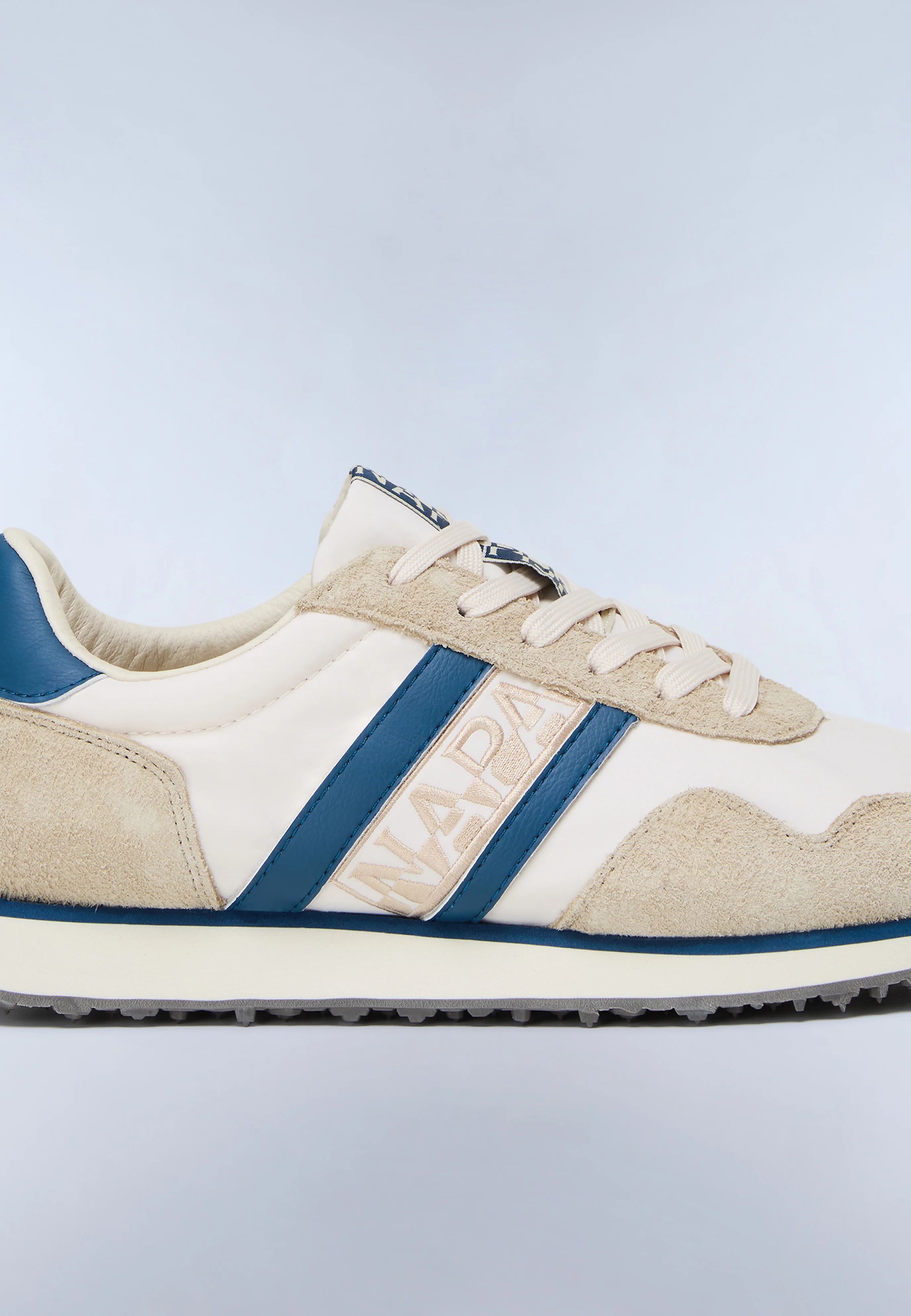 Trainers Shard - Image 8
