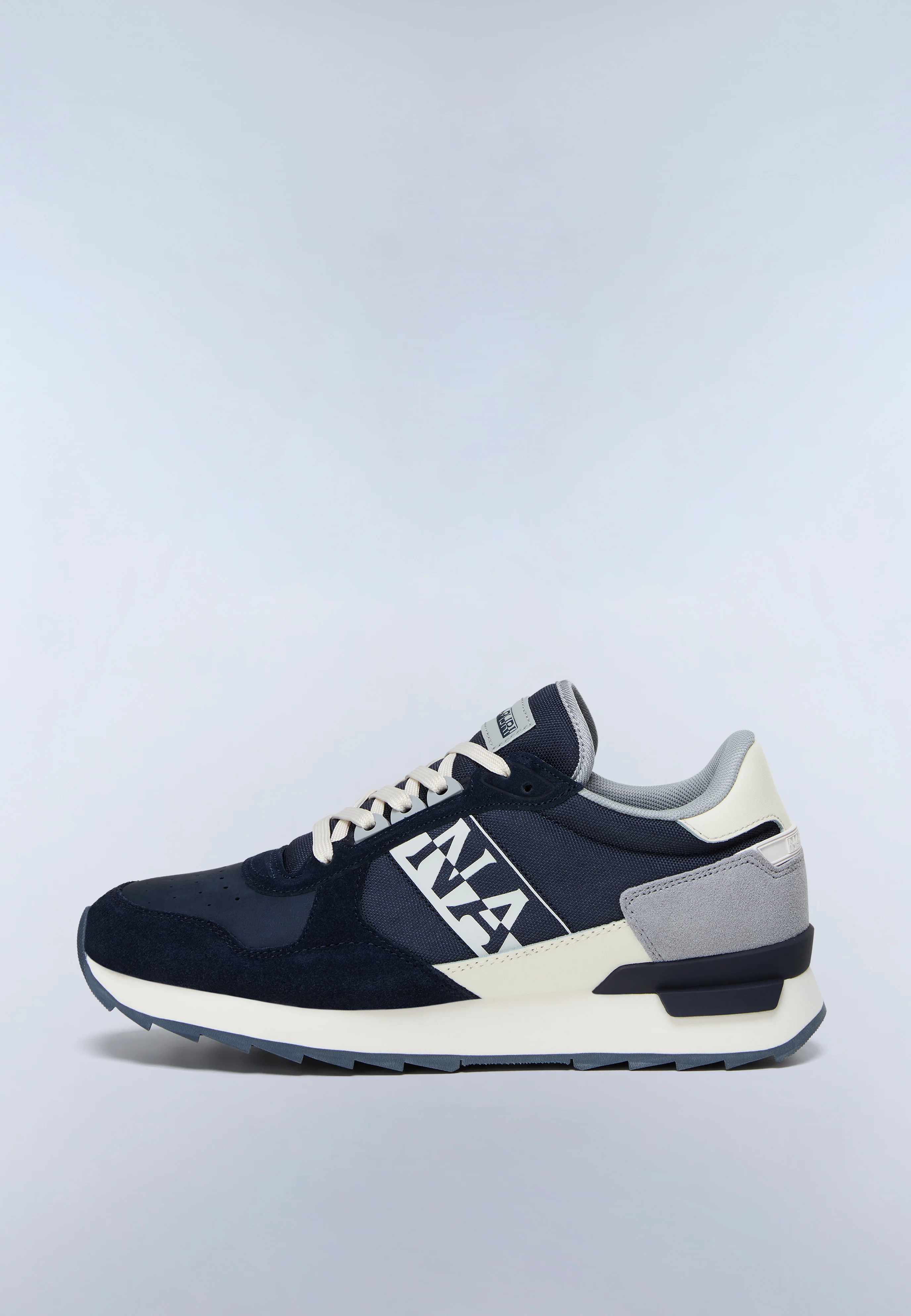 Trainers Stab - Image 3